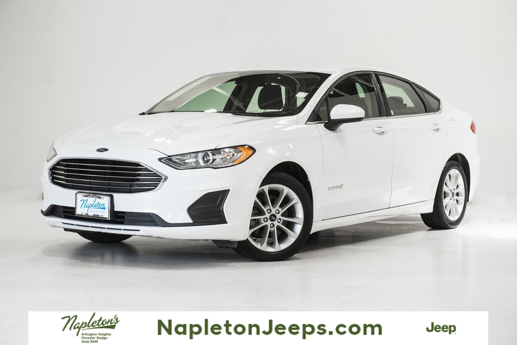 2019 Ford Fusion Hybrid SE 1