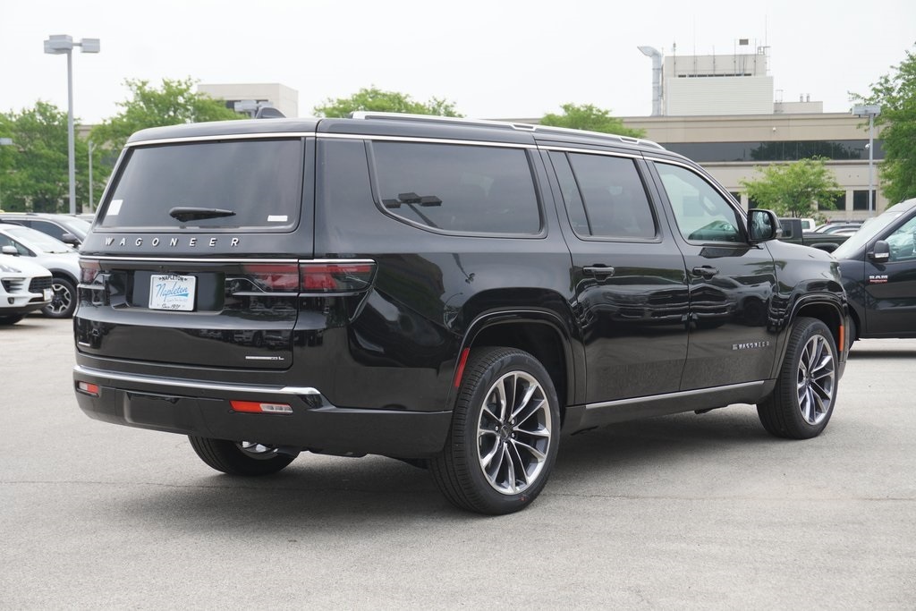 2023 Jeep Wagoneer L Series III 6