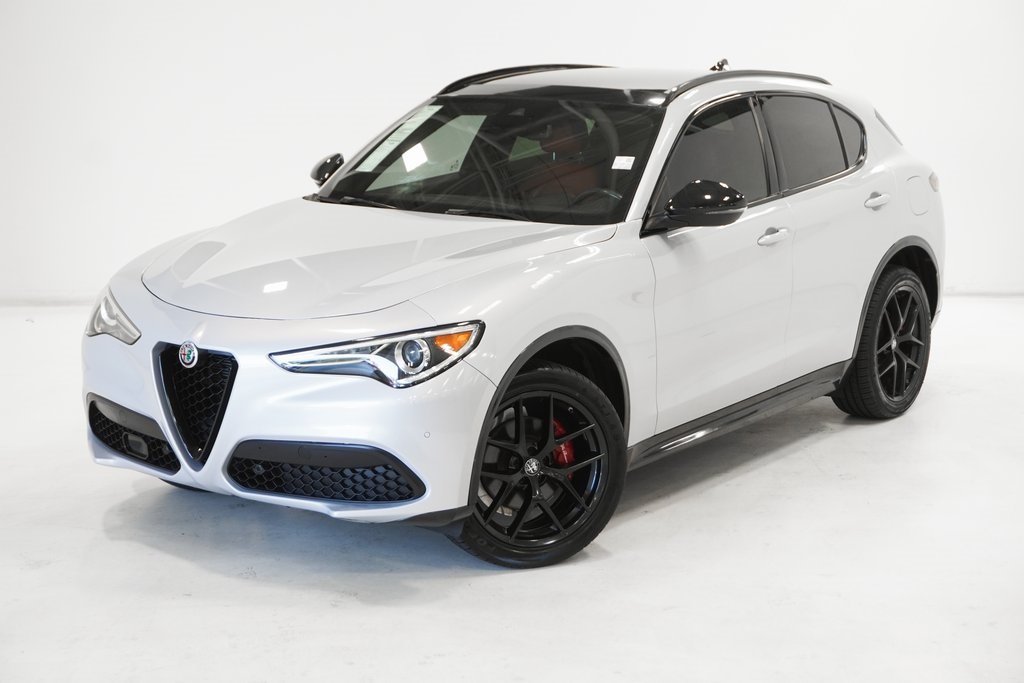 2021 Alfa Romeo Stelvio Ti Sport 2