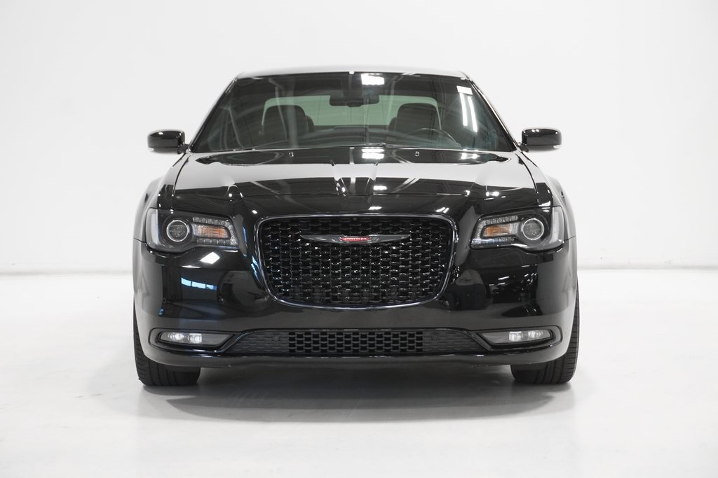 2022 Chrysler 300 S 3