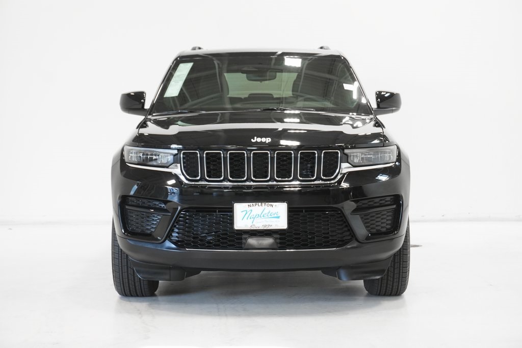 2024 Jeep Grand Cherokee Laredo 3