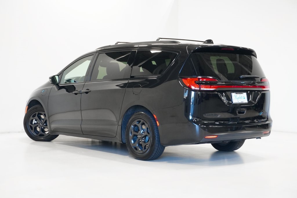 2021 Chrysler Pacifica Hybrid Limited 5