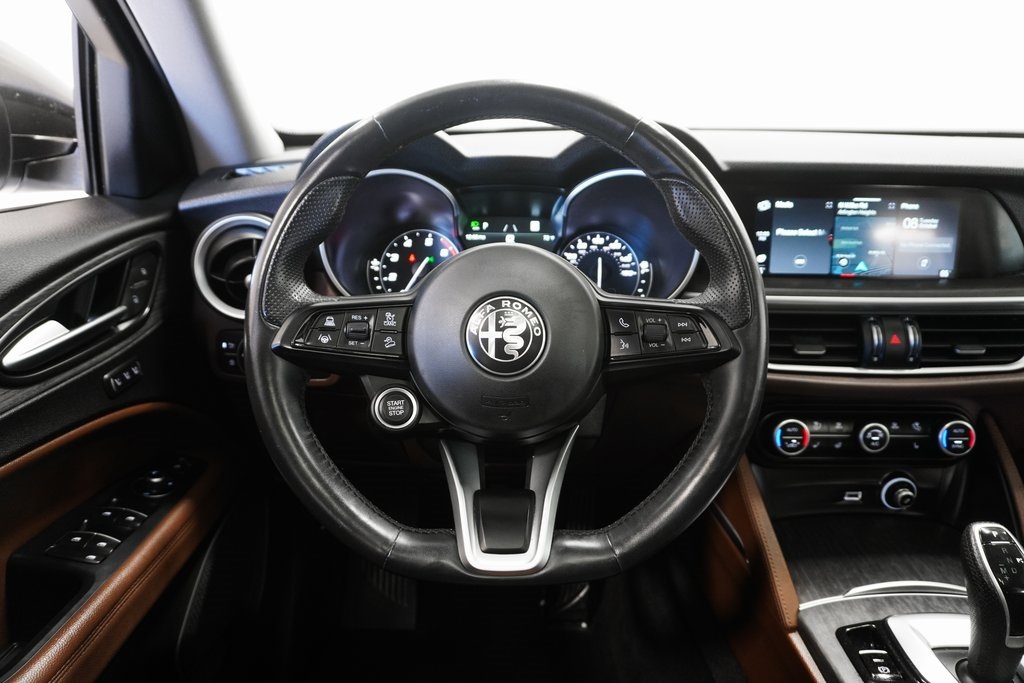 2021 Alfa Romeo Stelvio Ti 22