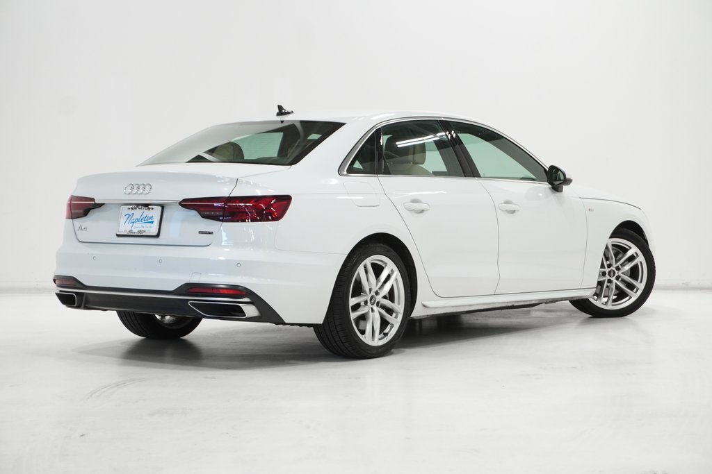 2022 Audi A4 45 S line Premium Plus 7