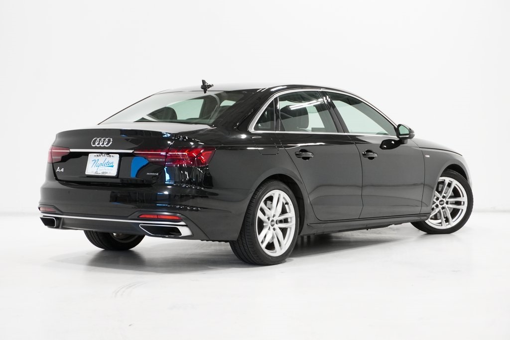 2022 Audi A4 45 S line Premium Plus 7