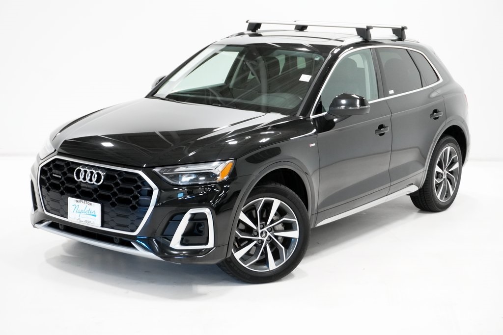 2022 Audi Q5 45 S line Premium Plus 2