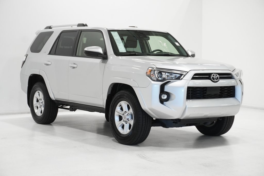 2022 Toyota 4Runner SR5 4