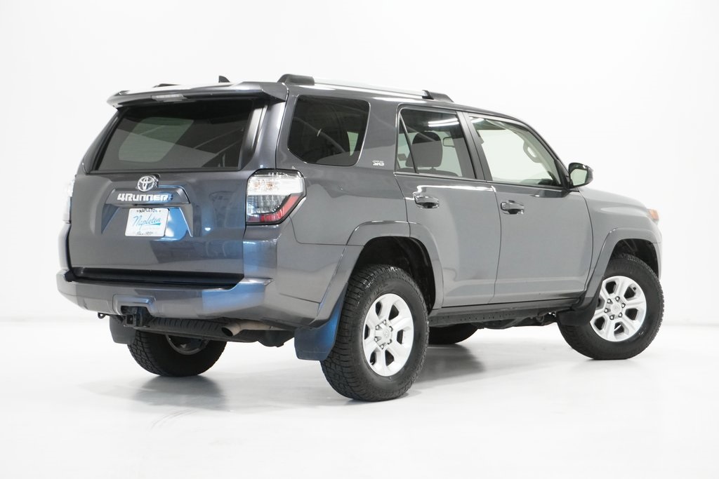 2022 Toyota 4Runner SR5 7