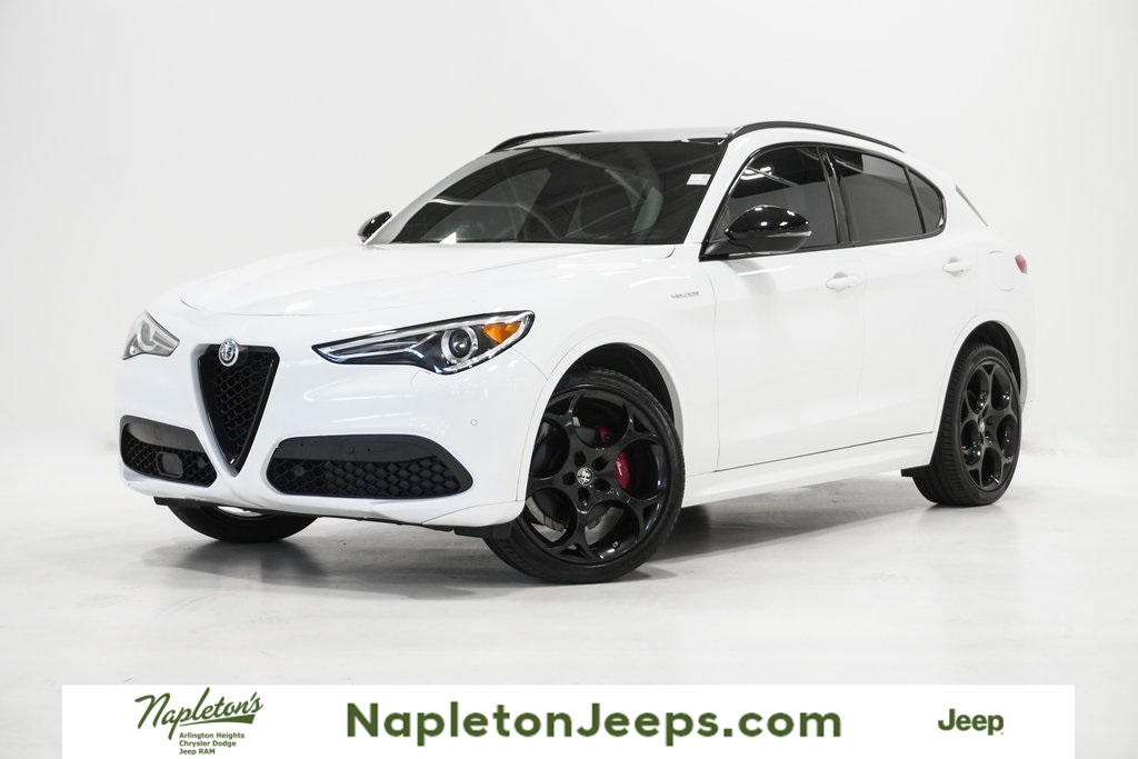 2022 Alfa Romeo Stelvio Veloce 1