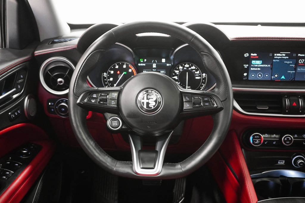 2021 Alfa Romeo Stelvio Ti 23