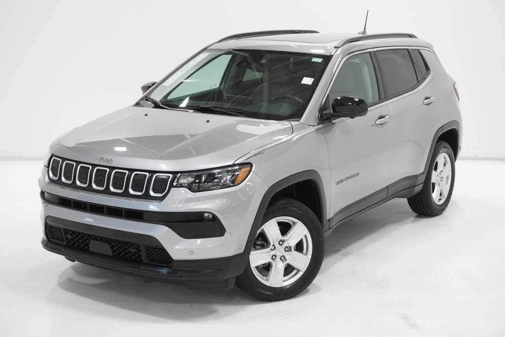 2022 Jeep Compass Latitude 2