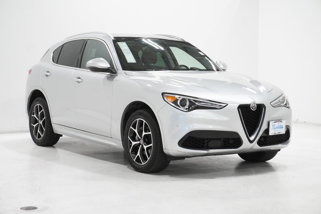 2021 Alfa Romeo Stelvio Ti 4