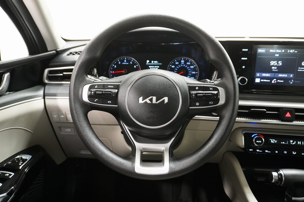 2022 Kia K5 LXS 18