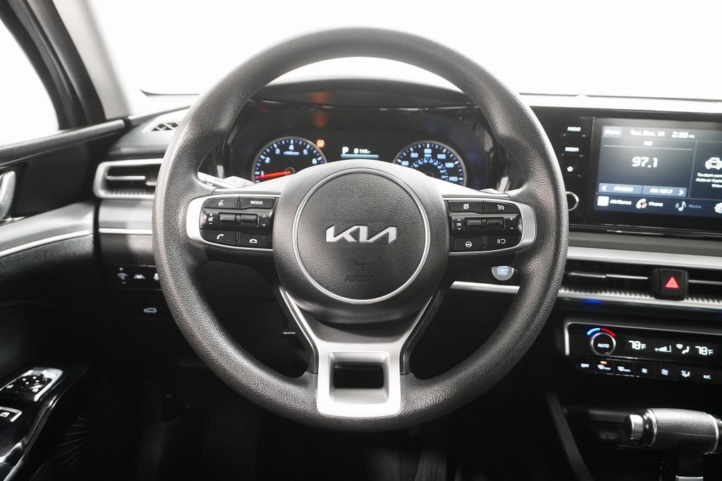 2022 Kia K5 LXS 18