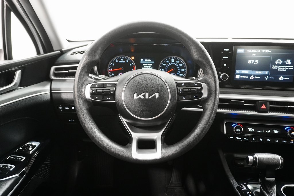 2022 Kia K5 LXS 18