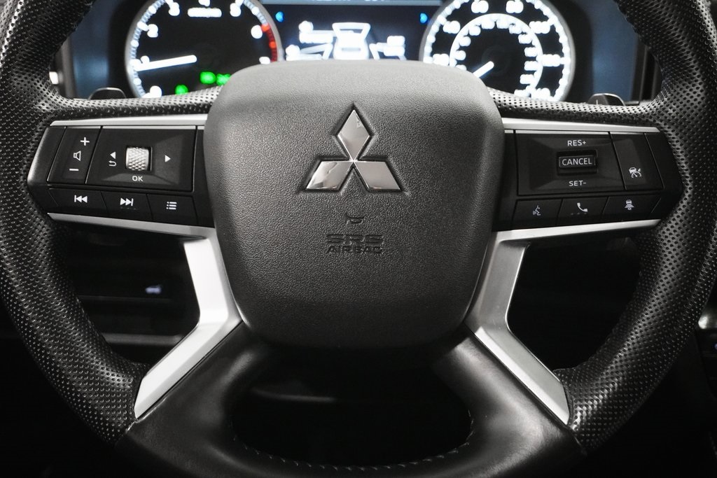 2023 Mitsubishi Outlander SE 21