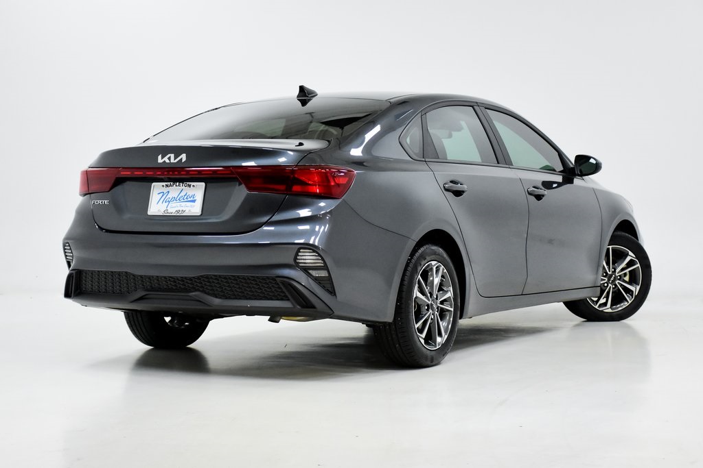 2023 Kia Forte LXS 27