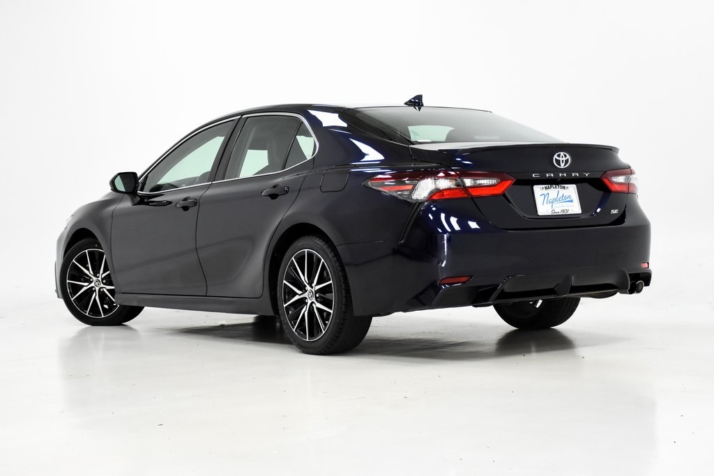 2021 Toyota Camry SE 25