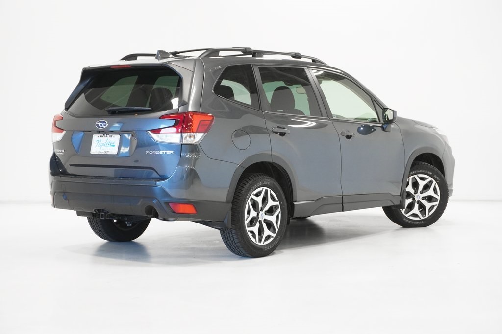 2020 Subaru Forester Premium 7