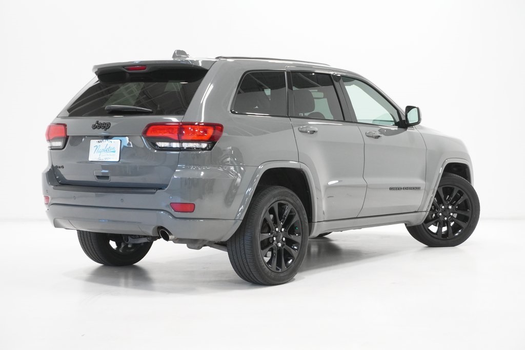 2019 Jeep Grand Cherokee Altitude 7