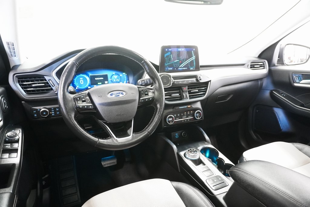 2021 Ford Escape Titanium Hybrid 20