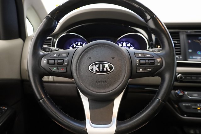 2016 Kia Sedona SXL 10