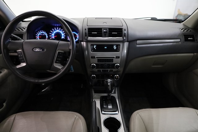 2012 Ford Fusion SEL 8