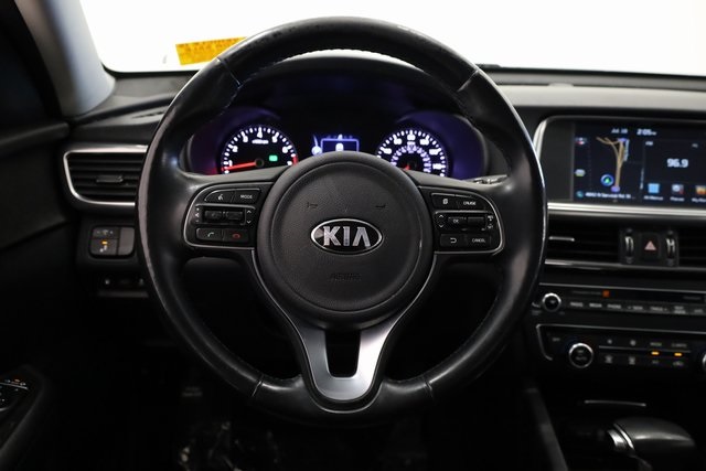 2016 Kia Optima EX 9