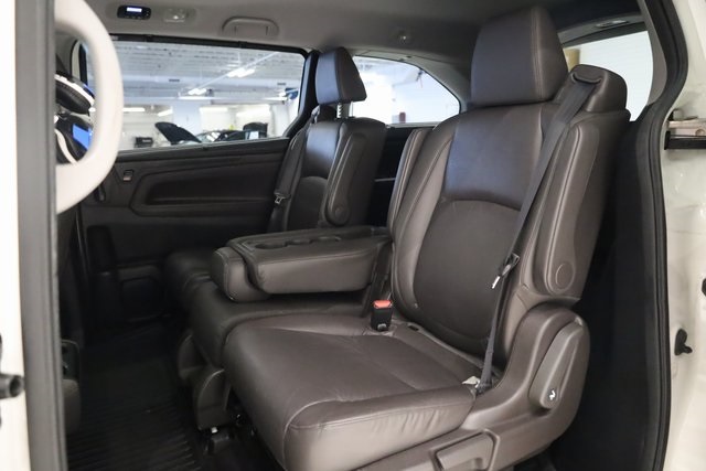 2018 Honda Odyssey Elite 23