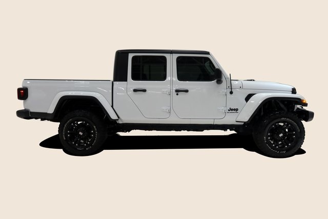 2022 Jeep Gladiator Overland 3