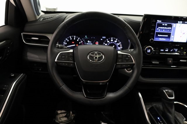 2020 Toyota Highlander Limited 9