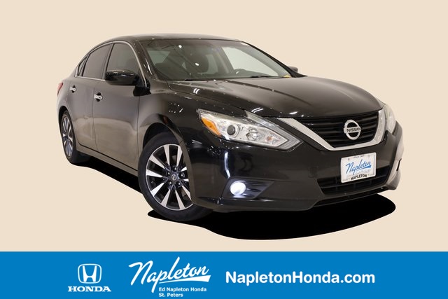 2017 Nissan Altima 2.5 SV 1