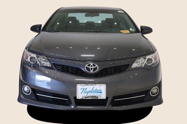 2012 Toyota Camry SE 2