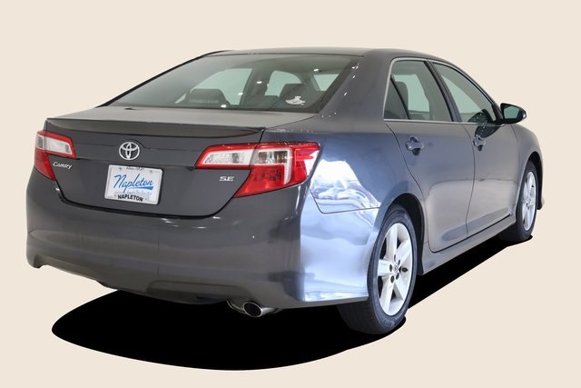 2012 Toyota Camry SE 4