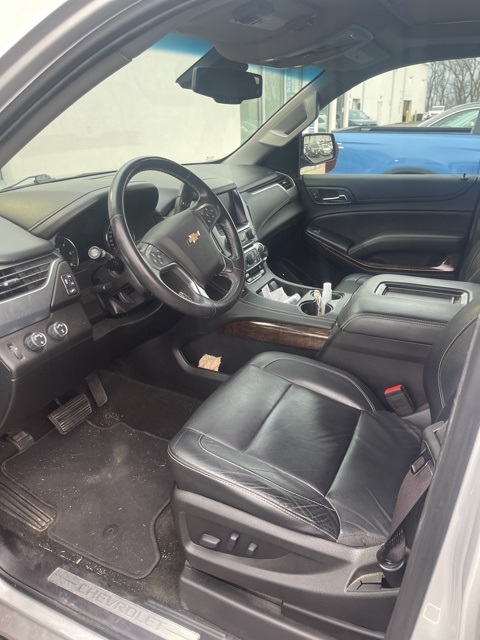 2017 Chevrolet Suburban LT 6