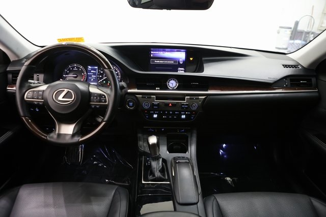 2017 Lexus ES 350 13