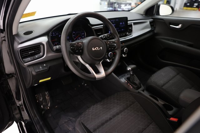 2023 Kia Rio S 11