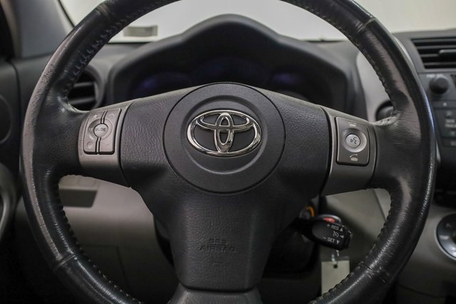 2007 Toyota RAV4 Limited 10