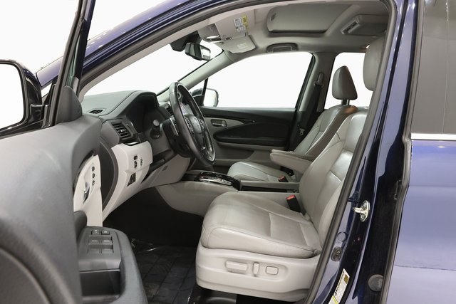 2016 Honda Pilot Elite 11