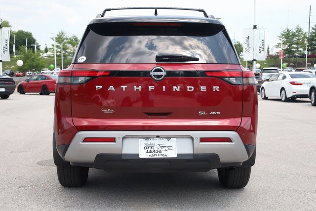 2022 Nissan Pathfinder SL 5