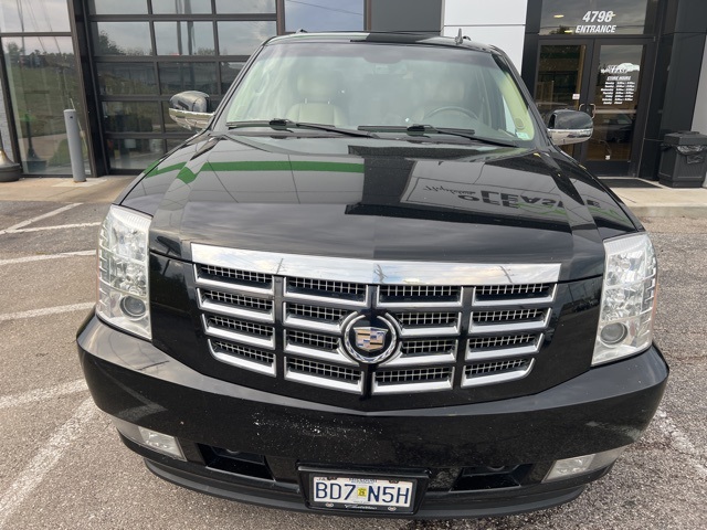 2012 Cadillac Escalade Luxury 1