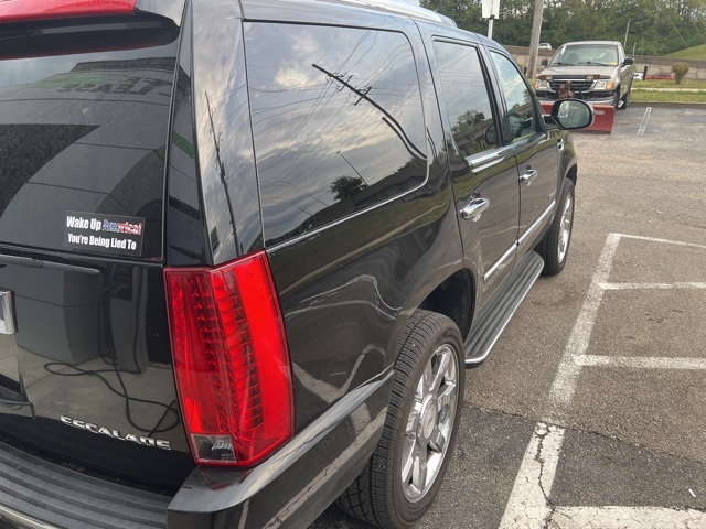 2012 Cadillac Escalade Luxury 5