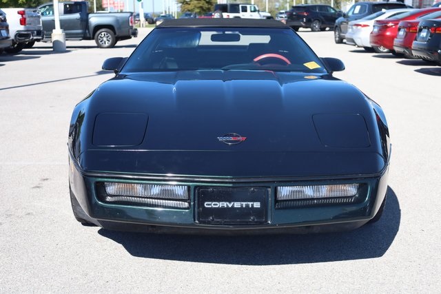 1990 Chevrolet Corvette Base 2