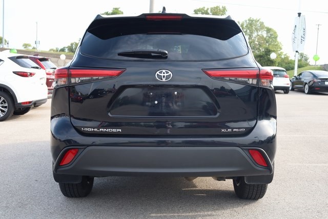 2022 Toyota Highlander XLE 6