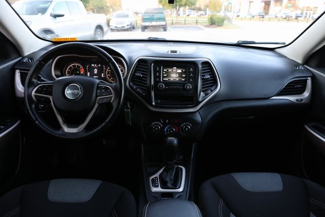 2018 Jeep Cherokee Latitude 8