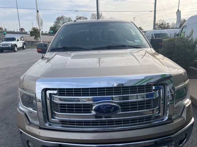 2014 Ford F-150 XLT 1