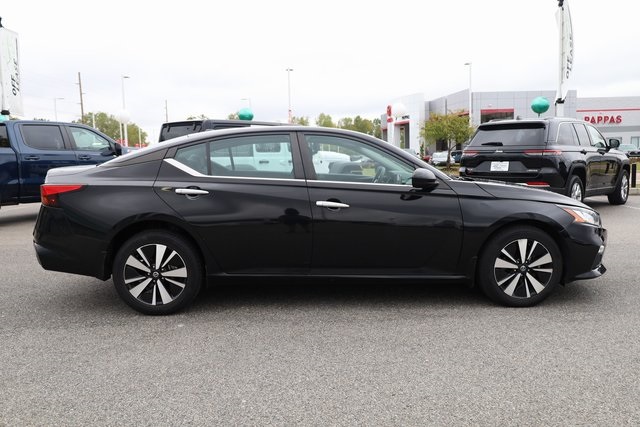 2021 Nissan Altima 2.5 SV 4