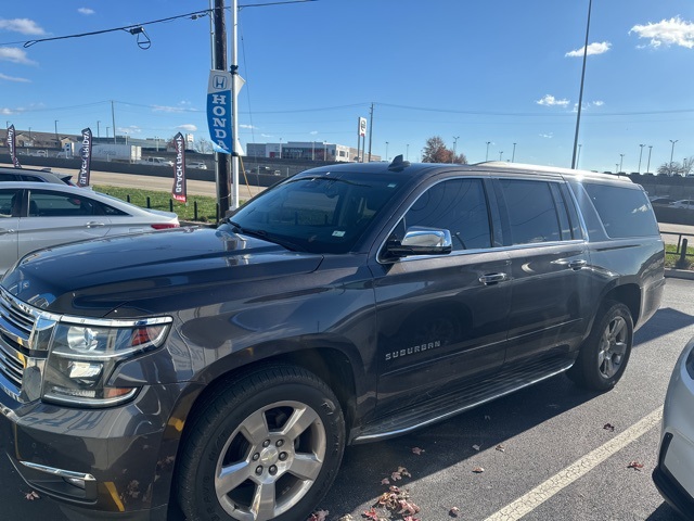 2017 Chevrolet Suburban Premier 4