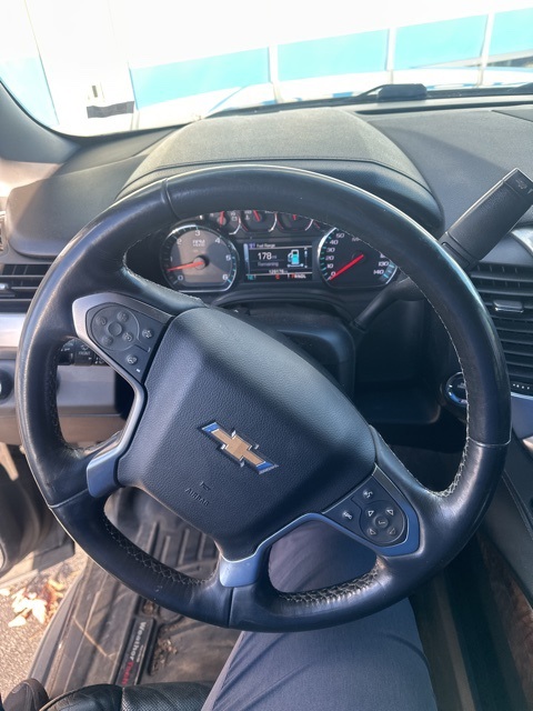 2017 Chevrolet Suburban Premier 6