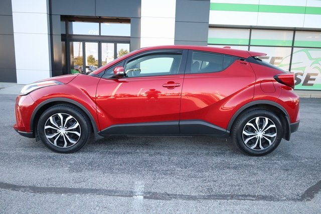 2020 Toyota C-HR LE 5